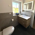 Kajuete 1 - 2025 Neu Eroeffnet, Mit Balkon Lägenhet *